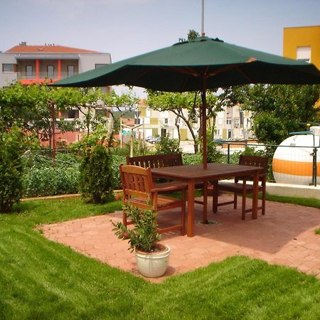 רוביני Family Apartments Suzi מראה חיצוני תמונה