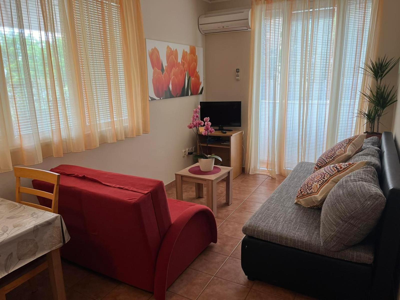 רוביני Family Apartments Suzi מראה חיצוני תמונה
